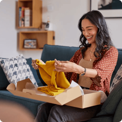 Fulfilement_Parcels_Woman_Clothes_3